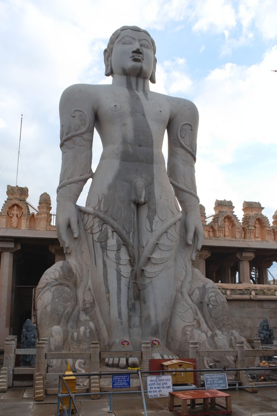 The Gommateshwara statue of Bahubali at Shravanabelagola